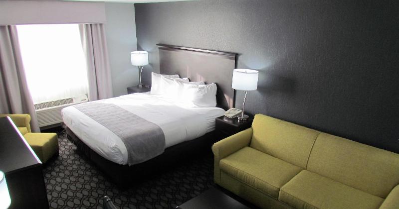 Oak Hill Inn Suites image