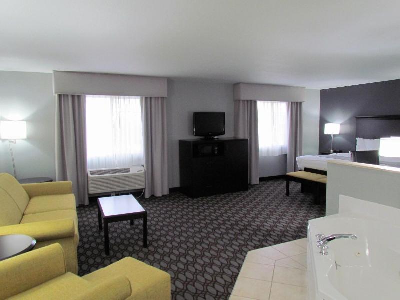 Oak Hill Inn Suites image
