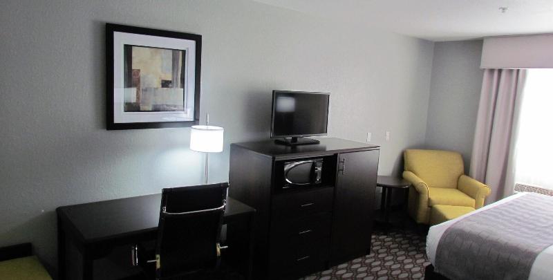 Oak Hill Inn Suites image