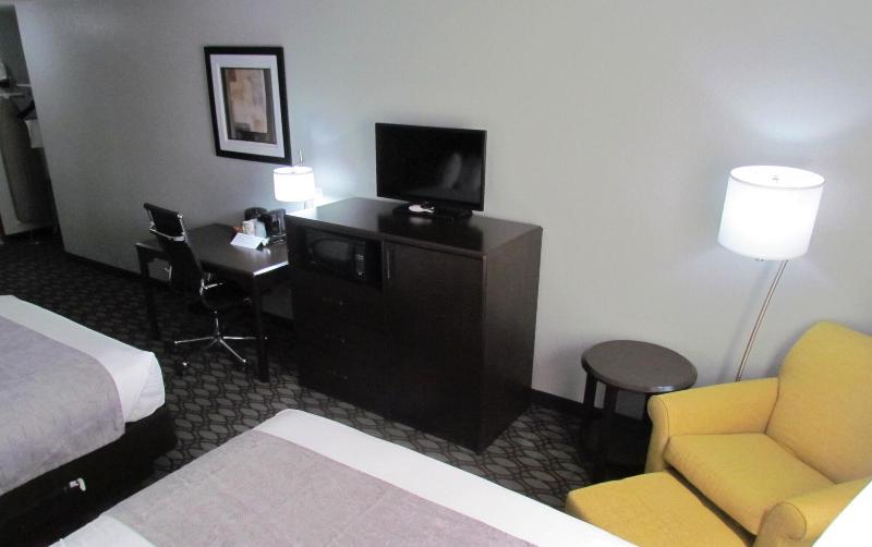 Oak Hill Inn Suites image