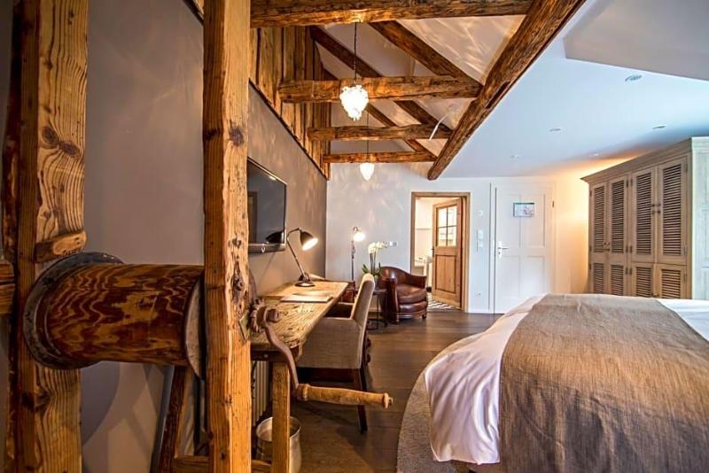 Boutique Hotel Adara image