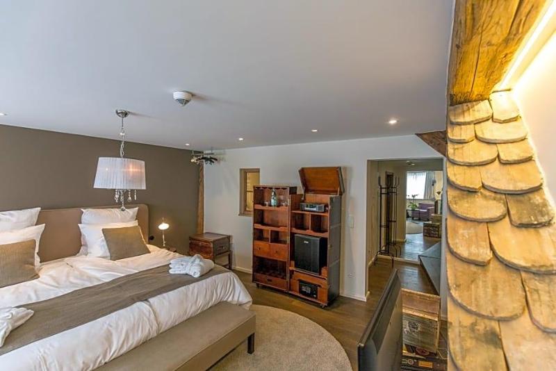 Boutique Hotel Adara image