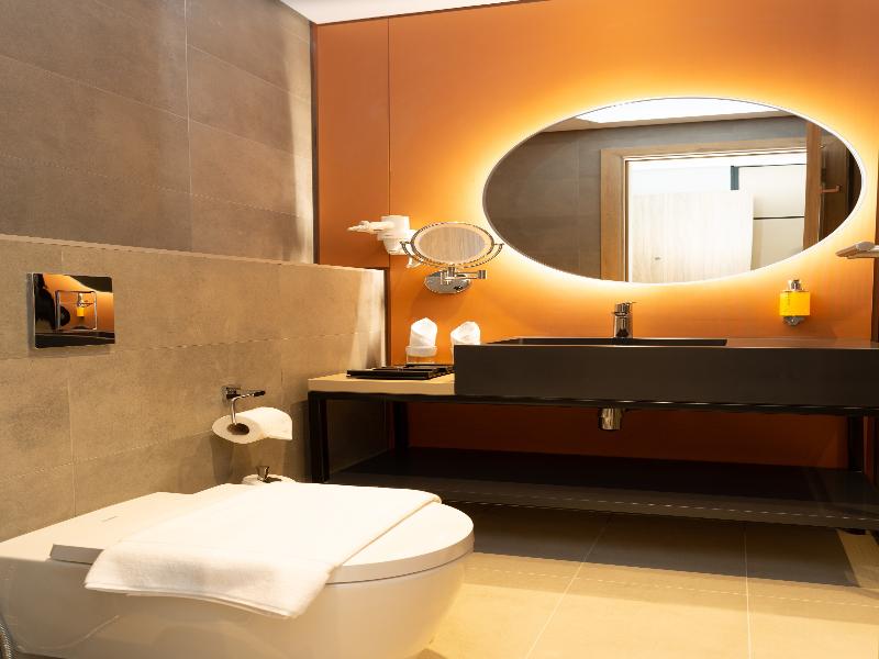 Beach Walk Hotel image