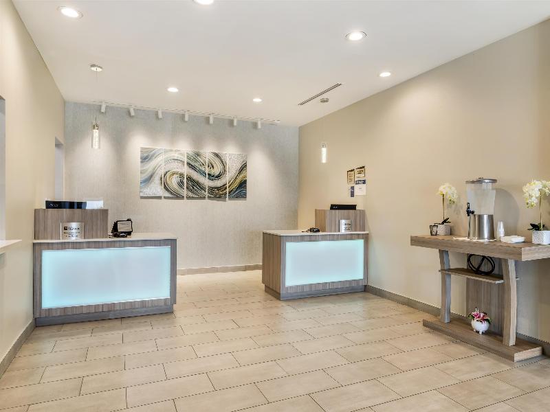 Best Western Plus Mid County image