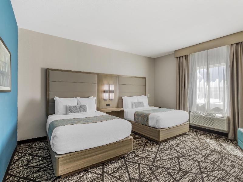 Best Western Plus Mid County image