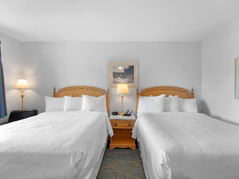 Kootenay Lakeview Resort , BW Signature Collection image