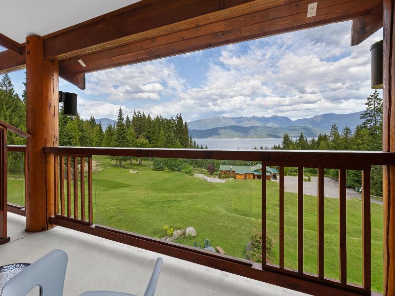 Kootenay Lakeview Resort , BW Signature Collection image