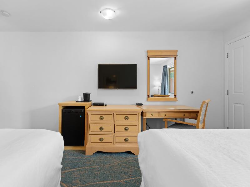 Kootenay Lakeview Resort , BW Signature Collection image