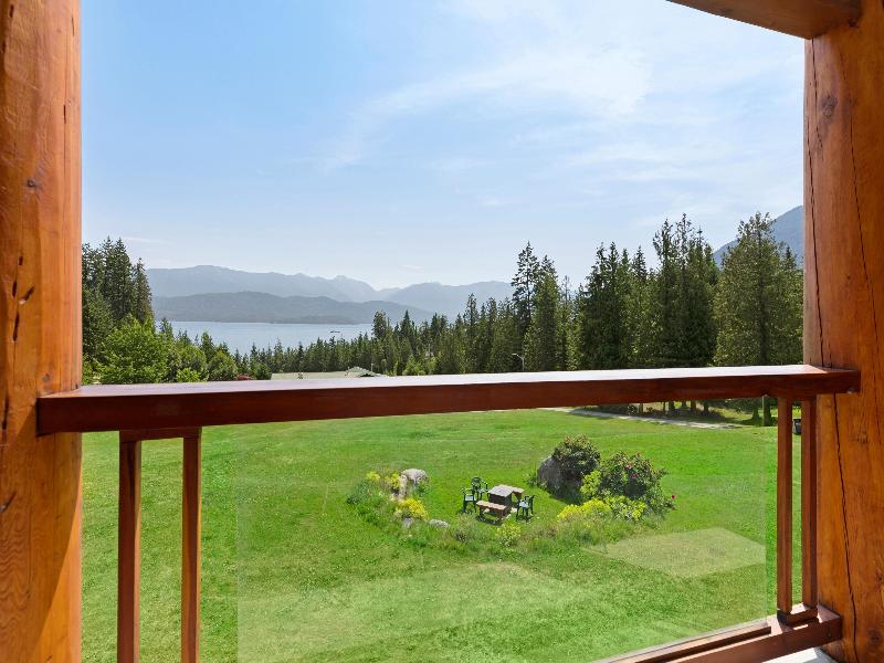 Kootenay Lakeview Resort , BW Signature Collection image
