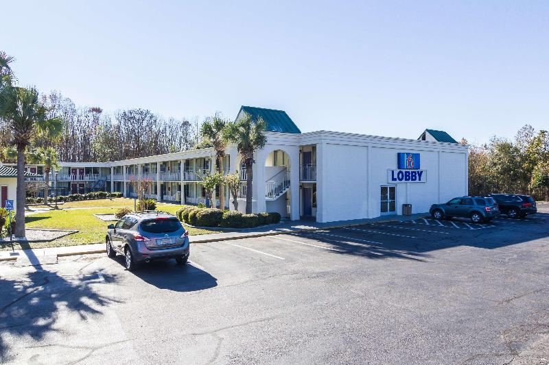Motel 6 Townsend, Ga image