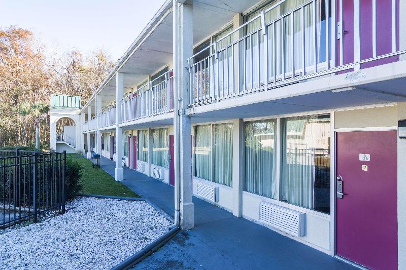 Motel 6 Townsend, Ga image