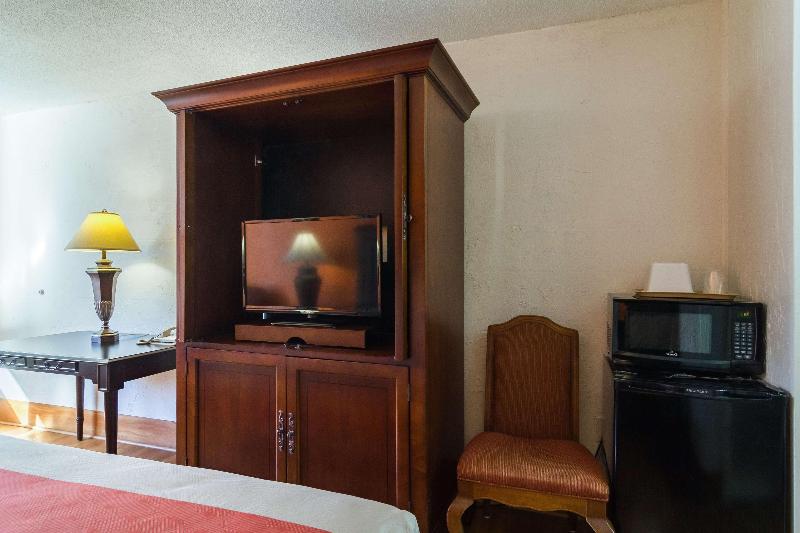 Motel 6 Townsend, Ga image