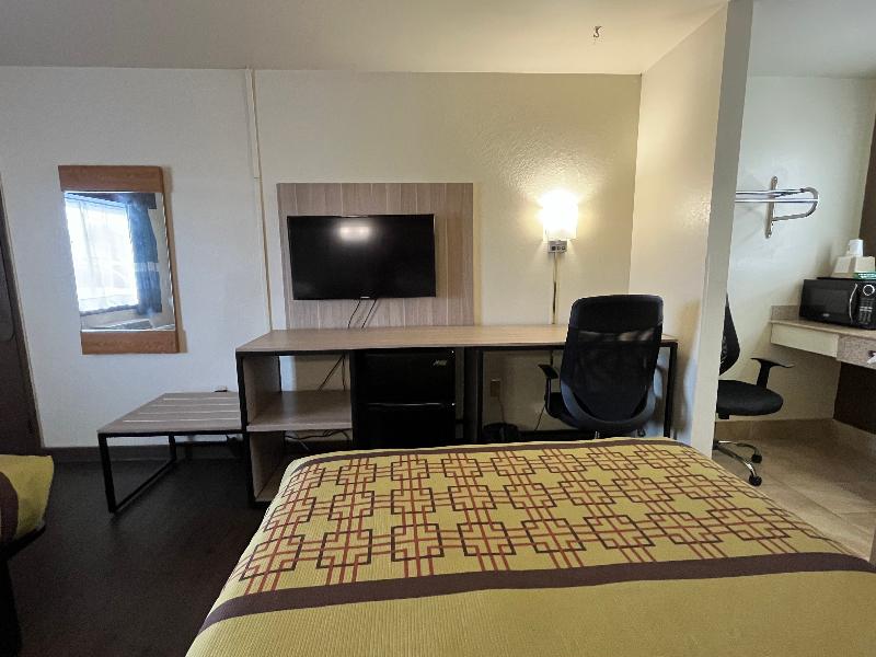 Bed room