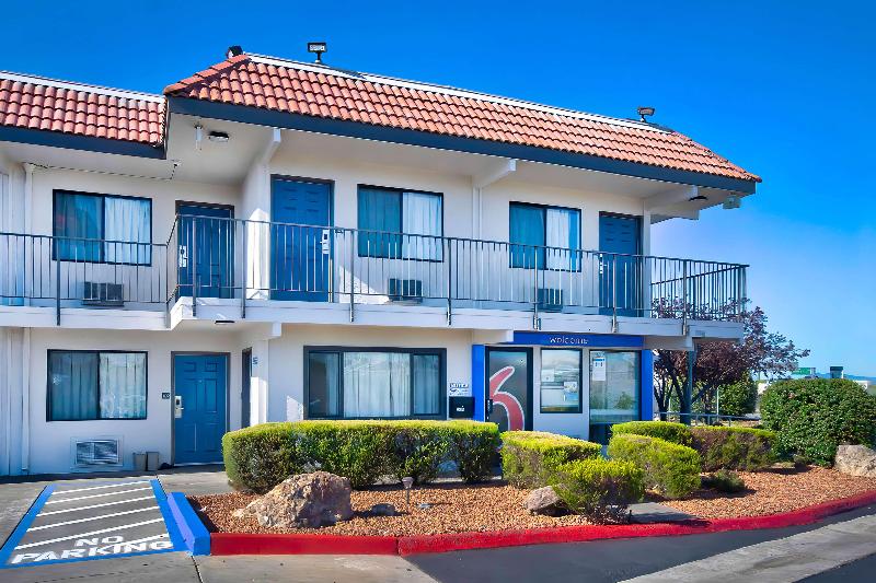 Motel 6 Vallejo, CA - Six Flags West image