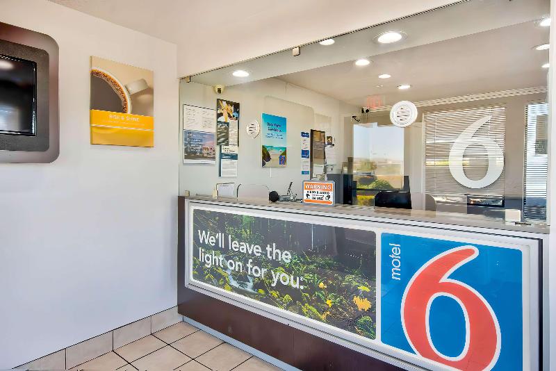 Motel 6 Vallejo, CA - Six Flags West image