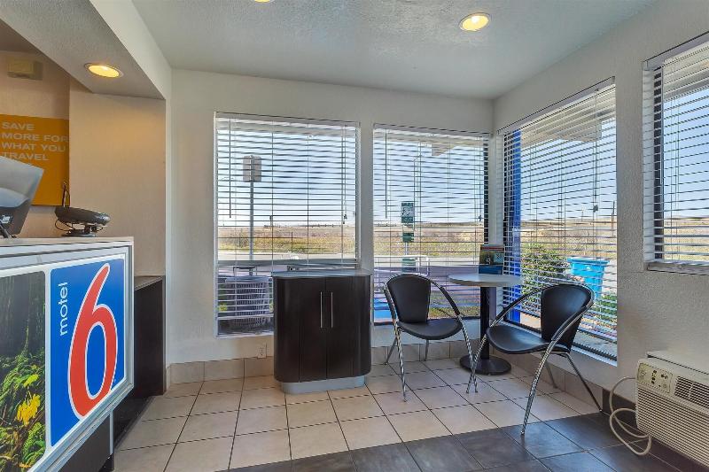Motel 6 Vallejo, CA - Six Flags West image