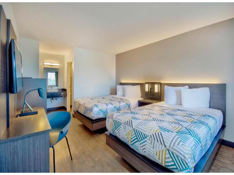Motel 6 Vallejo, CA - Six Flags West image