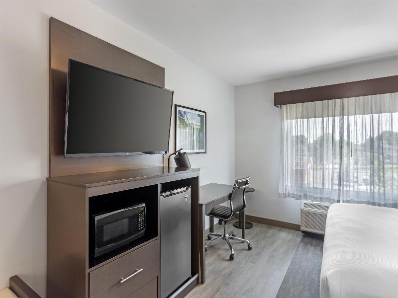Best Western Plus Hershey image