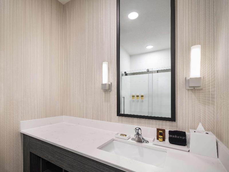 Best Western Plus Prince George image