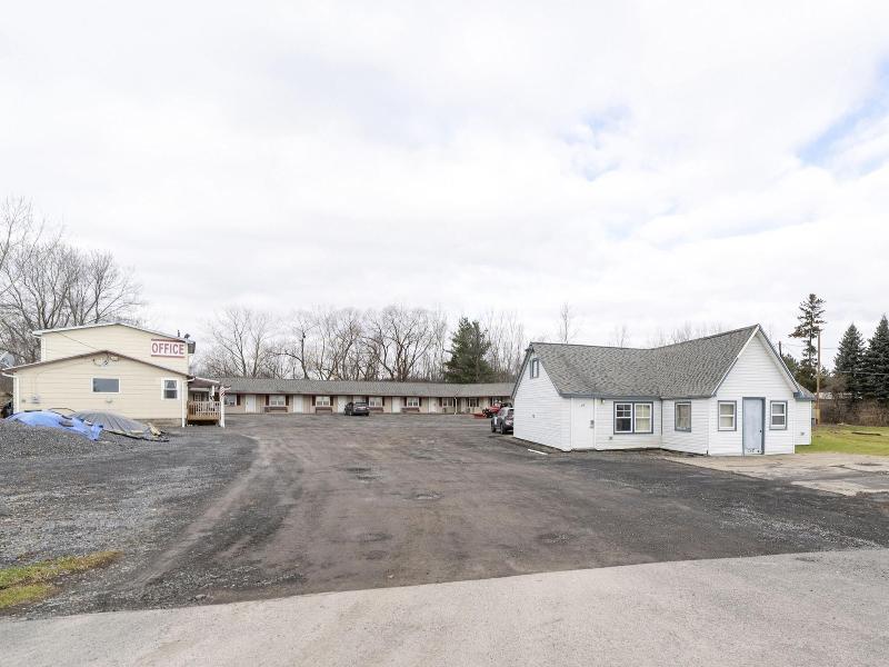 Starlite Motel Seneca Falls image