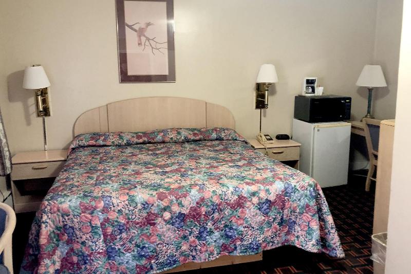 Starlite Motel Seneca Falls image