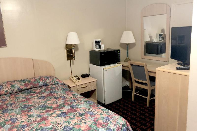 Starlite Motel Seneca Falls image