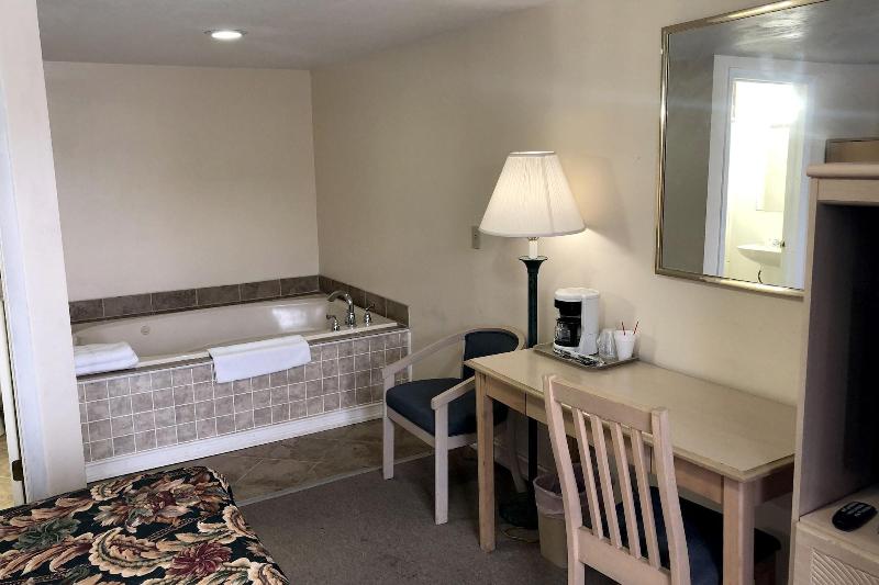 Starlite Motel Seneca Falls image