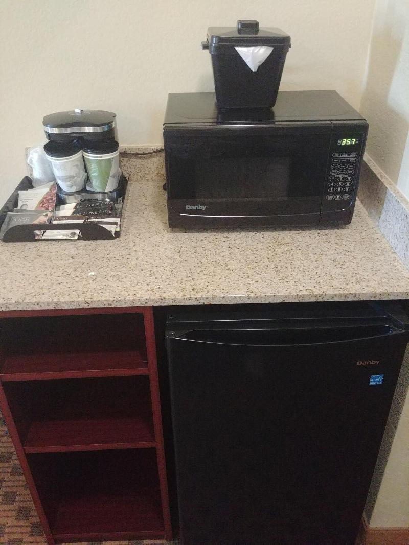 Cobblestone Hotel & Suites – Broken Bow image 5