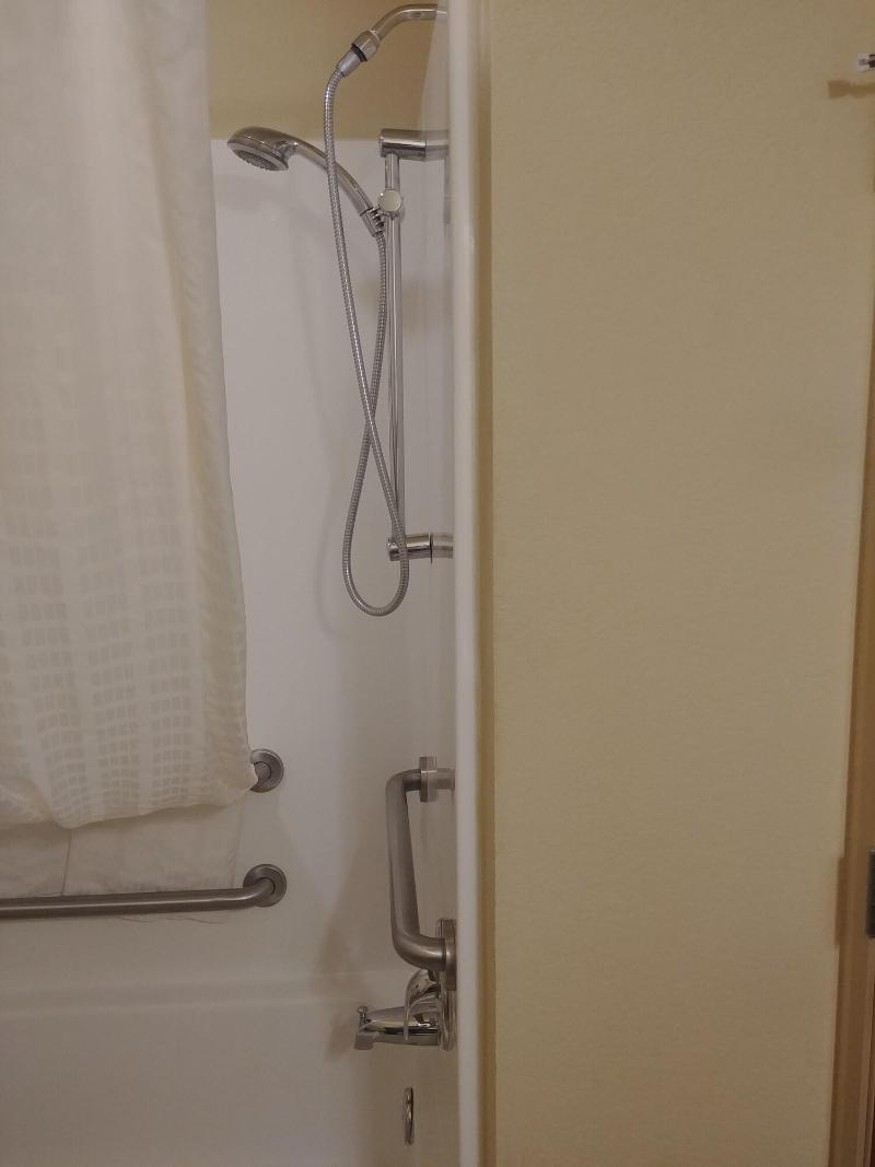 Cobblestone Hotel & Suites – Broken Bow image