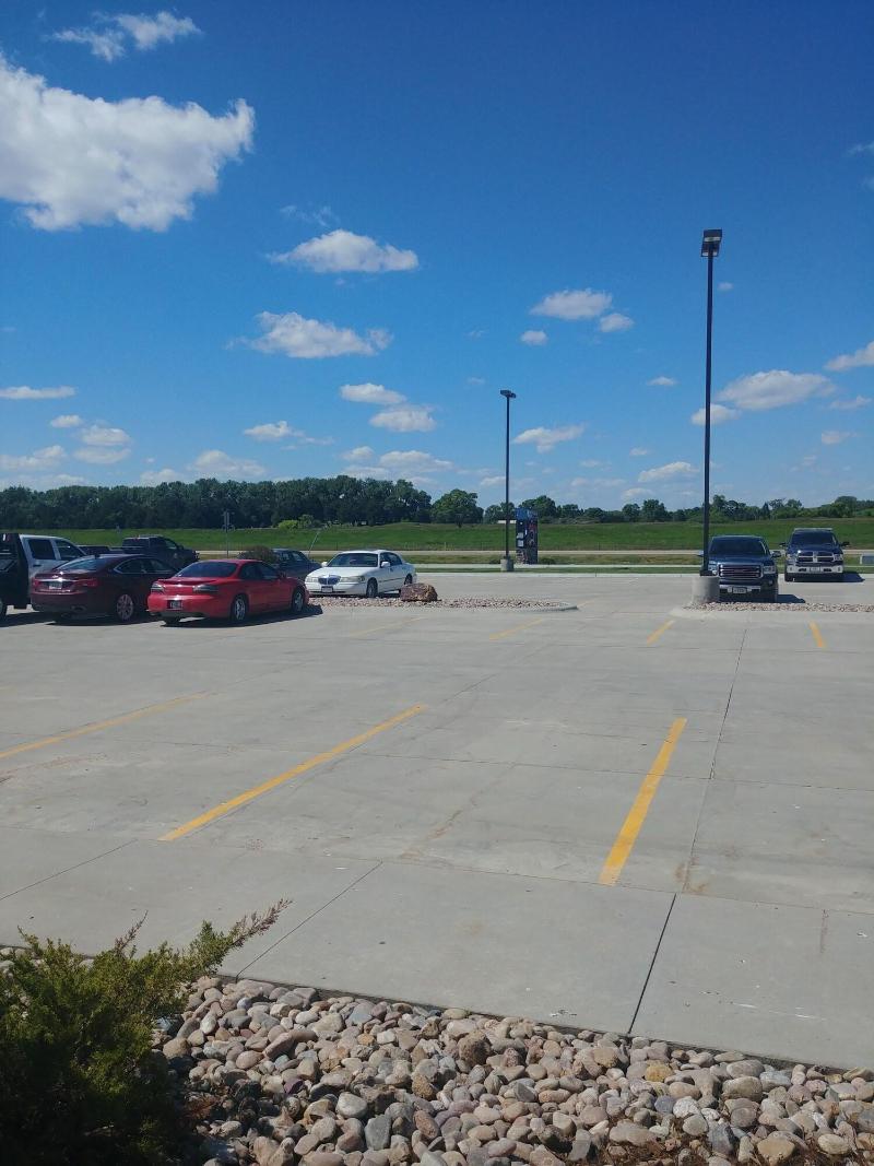 Cobblestone Hotel & Suites – Broken Bow image