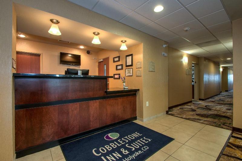 Cobblestone Inn & Suites - Holyoke image