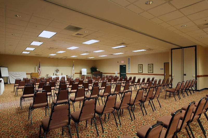 Boarders Inn & Suites by Cobblestone Hotels - Shaw image
