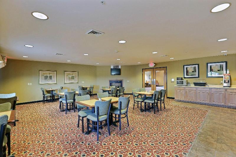 Boarders Inn & Suites by Cobblestone Hotels - Shaw image 5