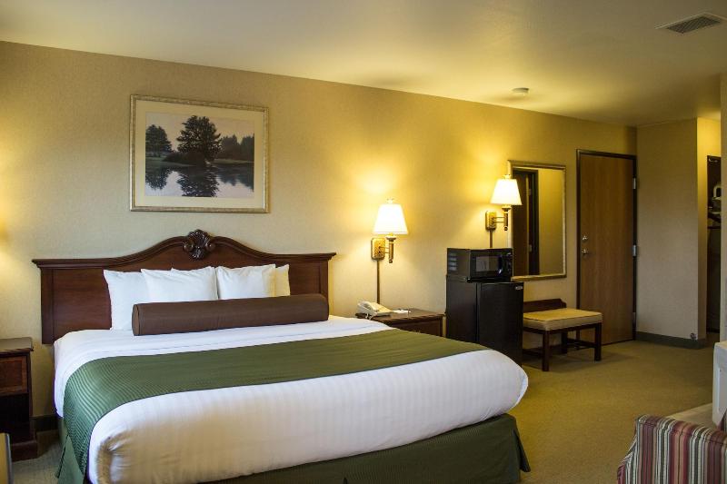 Boarders Inn & Suites by Cobblestone Hotels - Shaw image