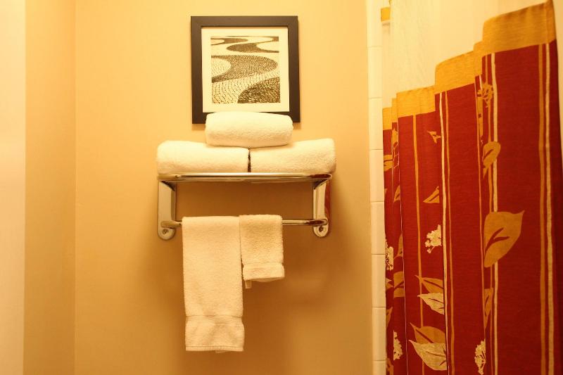 Crystal Cove Riverfront Resort image