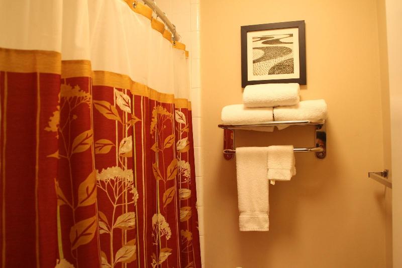 Crystal Cove Riverfront Resort image