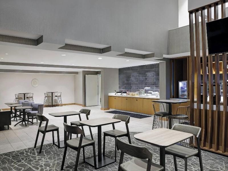 Springhill Suites By Marriott Palm Desert image