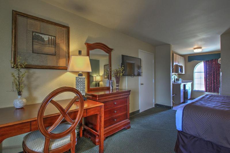 Key West Inn Tunica image