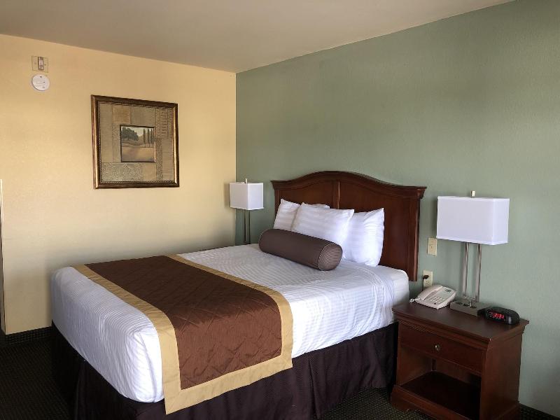 Key West Inn Tunica image