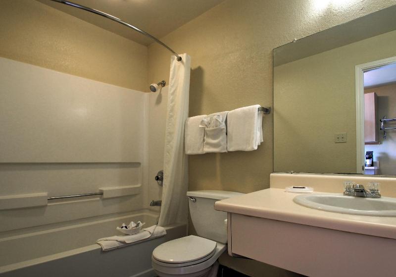 Key West Inn Tunica image