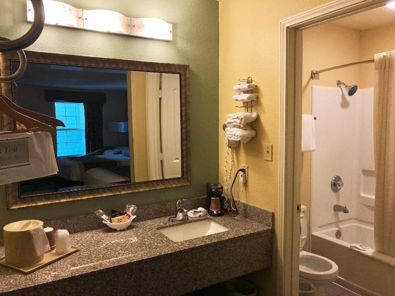 Key West Inn Tunica image