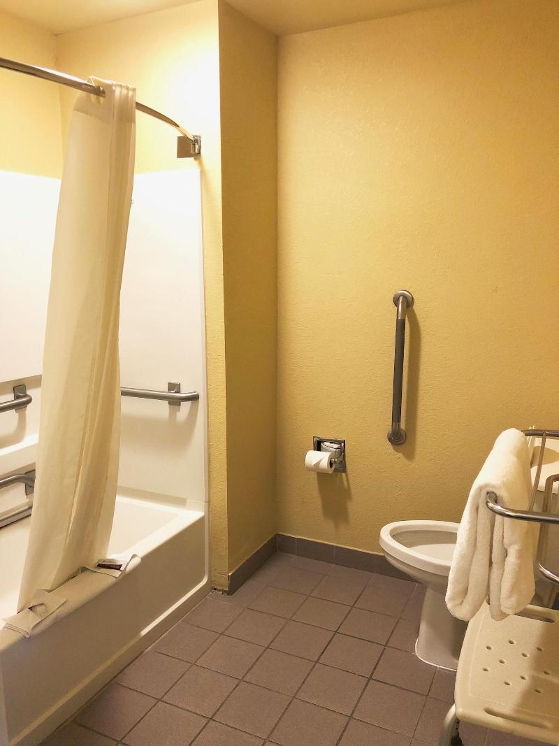 Key West Inn Tunica image