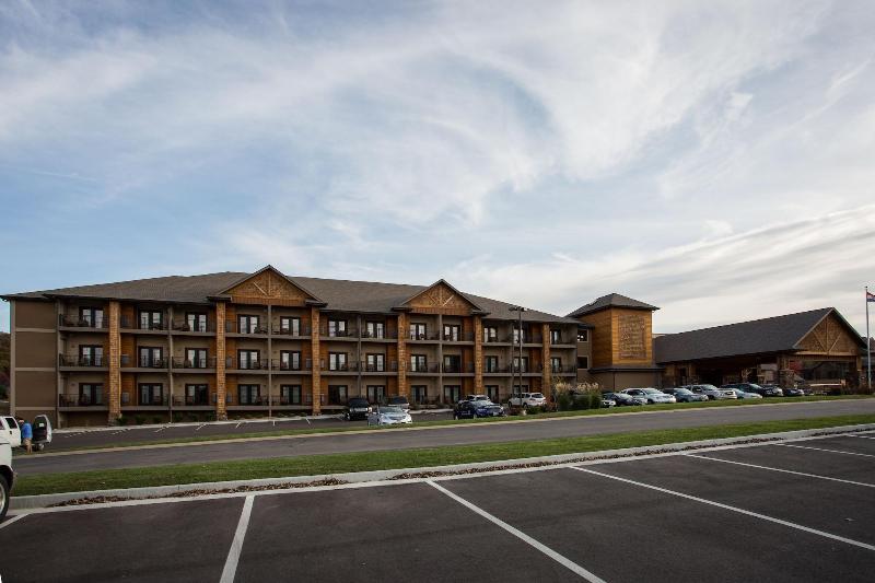The Lodge At Old Kinderhook Golf Resort image