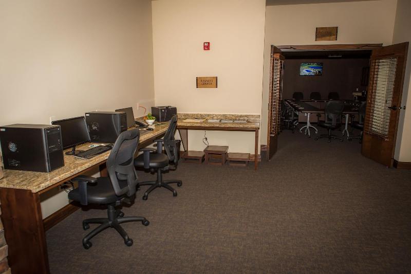 The Lodge At Old Kinderhook Golf Resort image