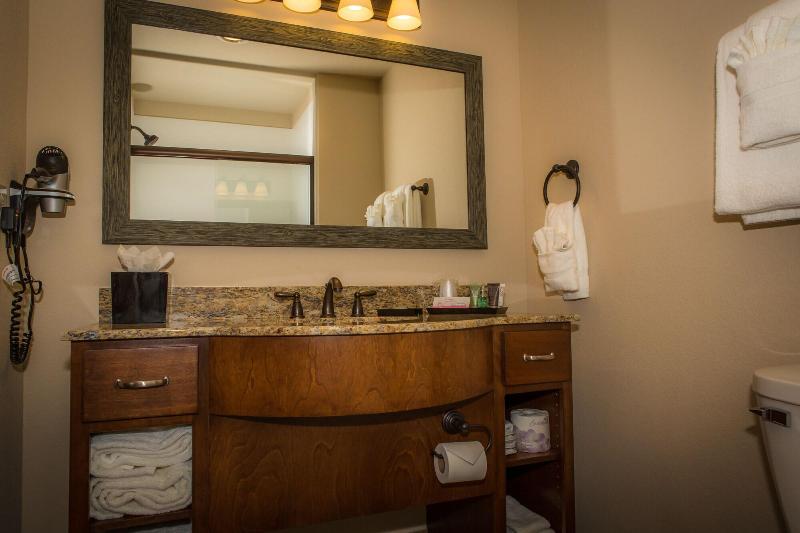 The Lodge At Old Kinderhook Golf Resort image