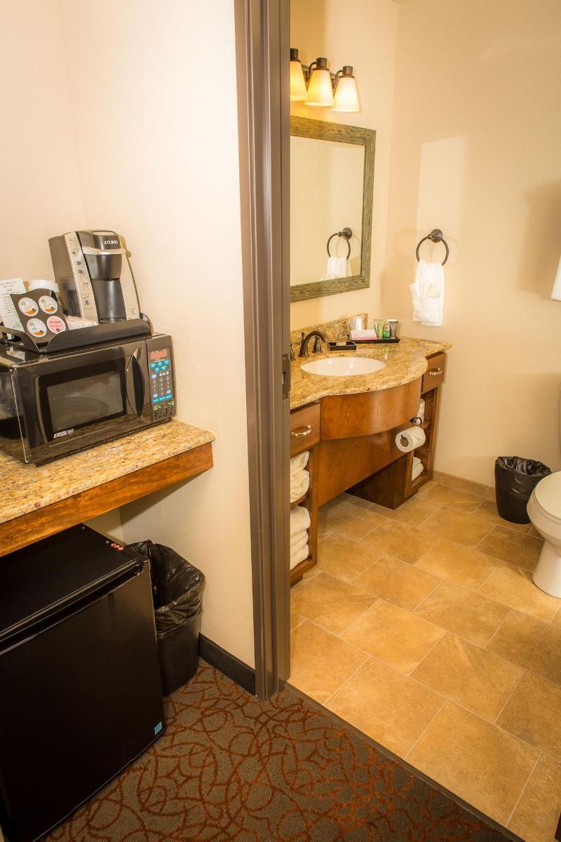 The Lodge At Old Kinderhook Golf Resort image