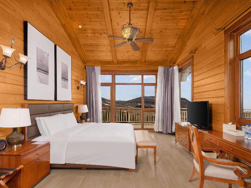 Swissotel Resort Changbaishan image