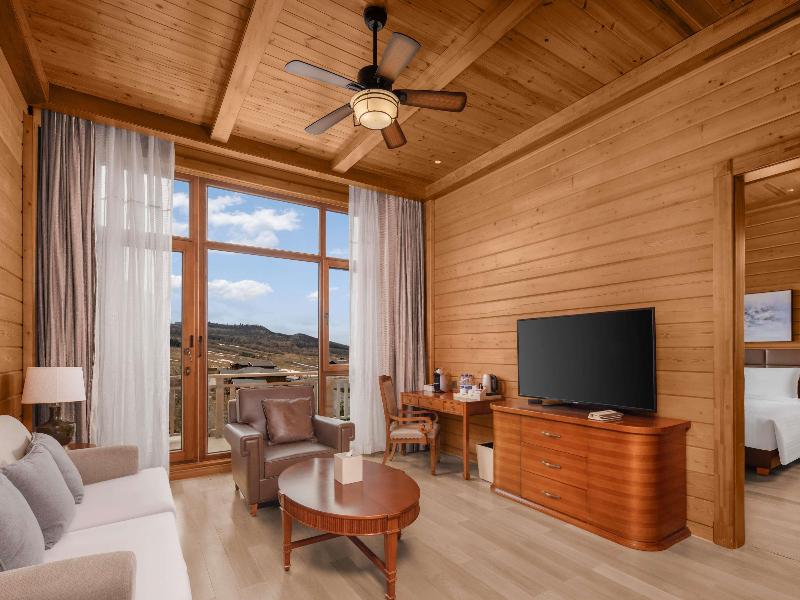 Swissotel Resort Changbaishan image