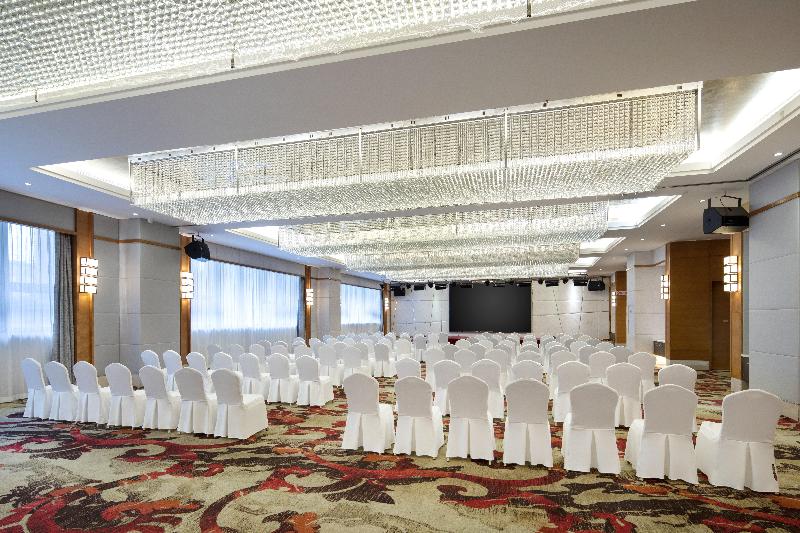 Holiday Inn Ningde Dijing image
