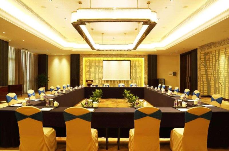 Hangzhou Bay Universal Hotel image